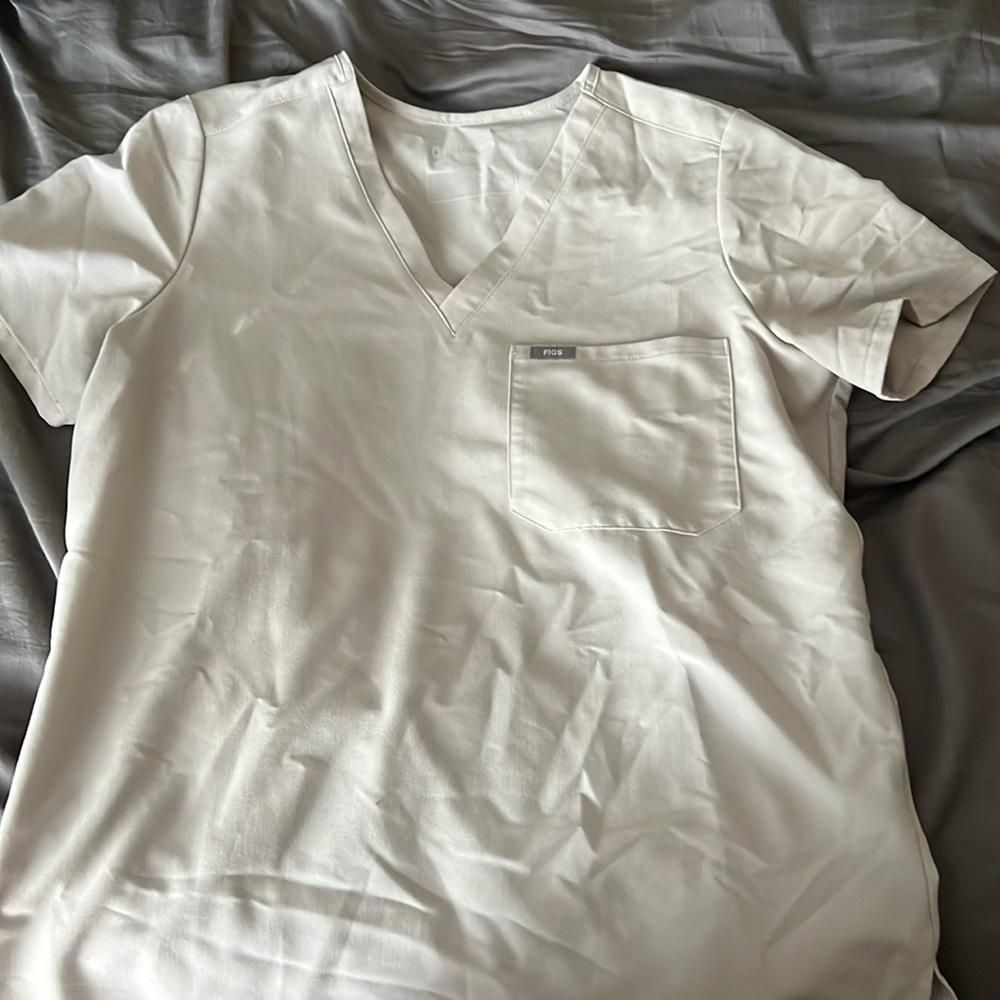 FIGS Catarina 1 pocket scrub top